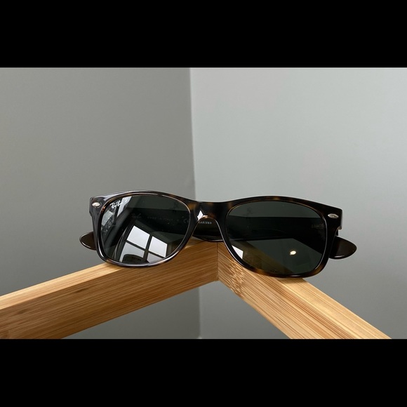 RB 2132 NEW WAYFARER 902/58 52-18 Polarized - Picture 1 of 1